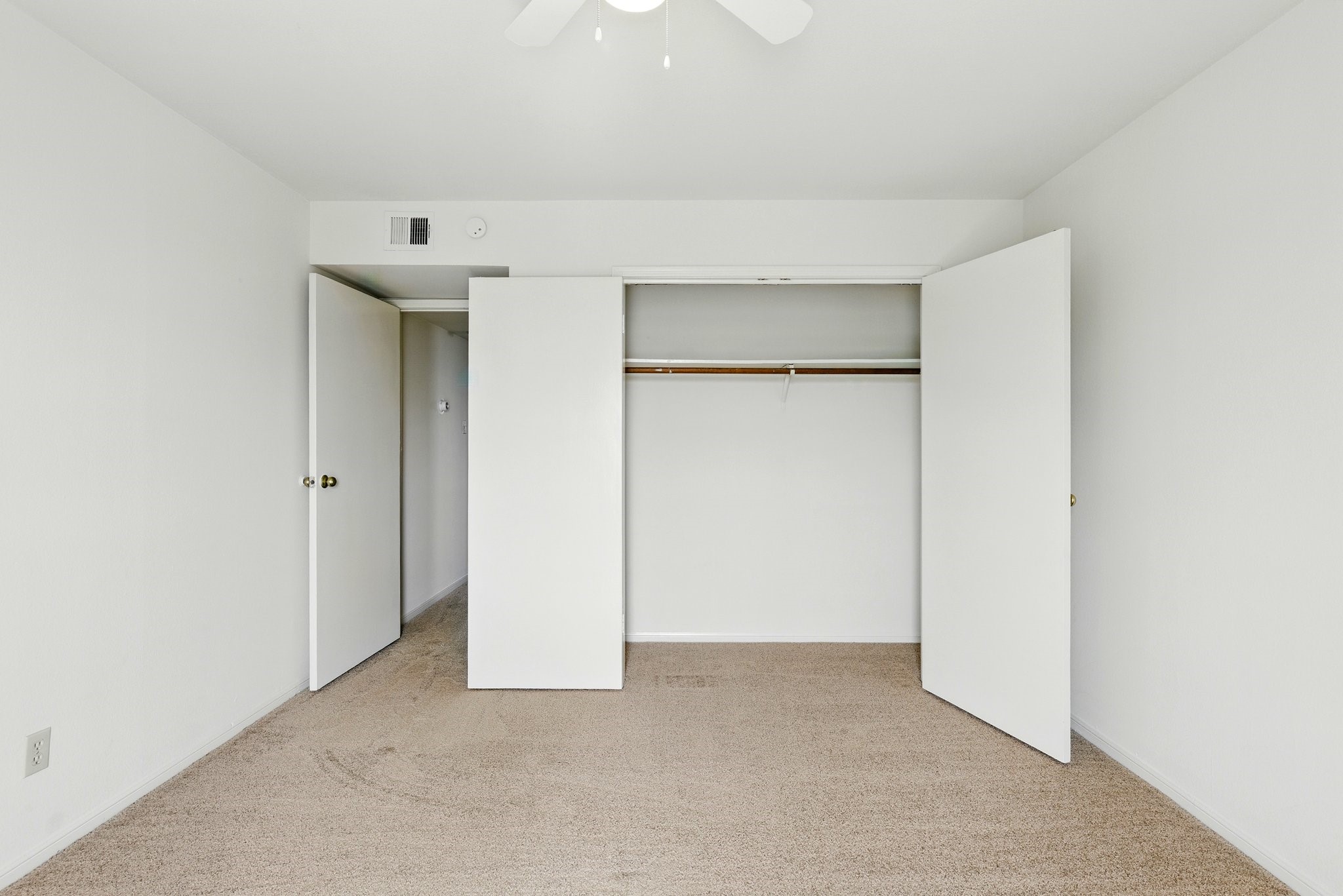 9641 Hollock Street, Unit 4 Houston, TX 77075 - Photo 15 of 35