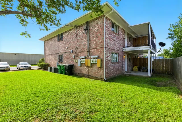 $1,200 | 9641 Hollock Street, Unit 4, Houston, TX 77075