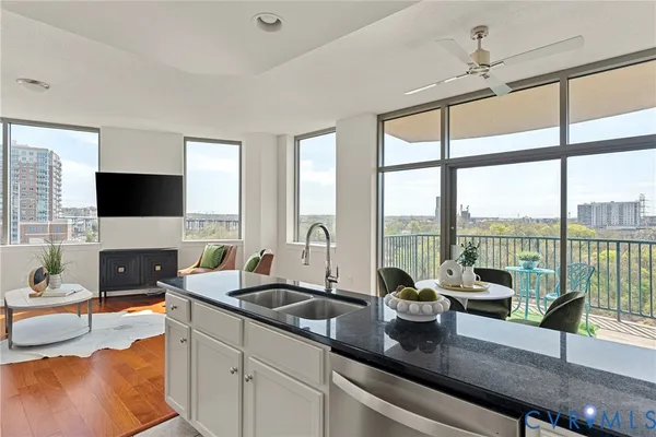 $560,000 | 1101 Haxall Point, Unit U514, Richmond, VA 23219