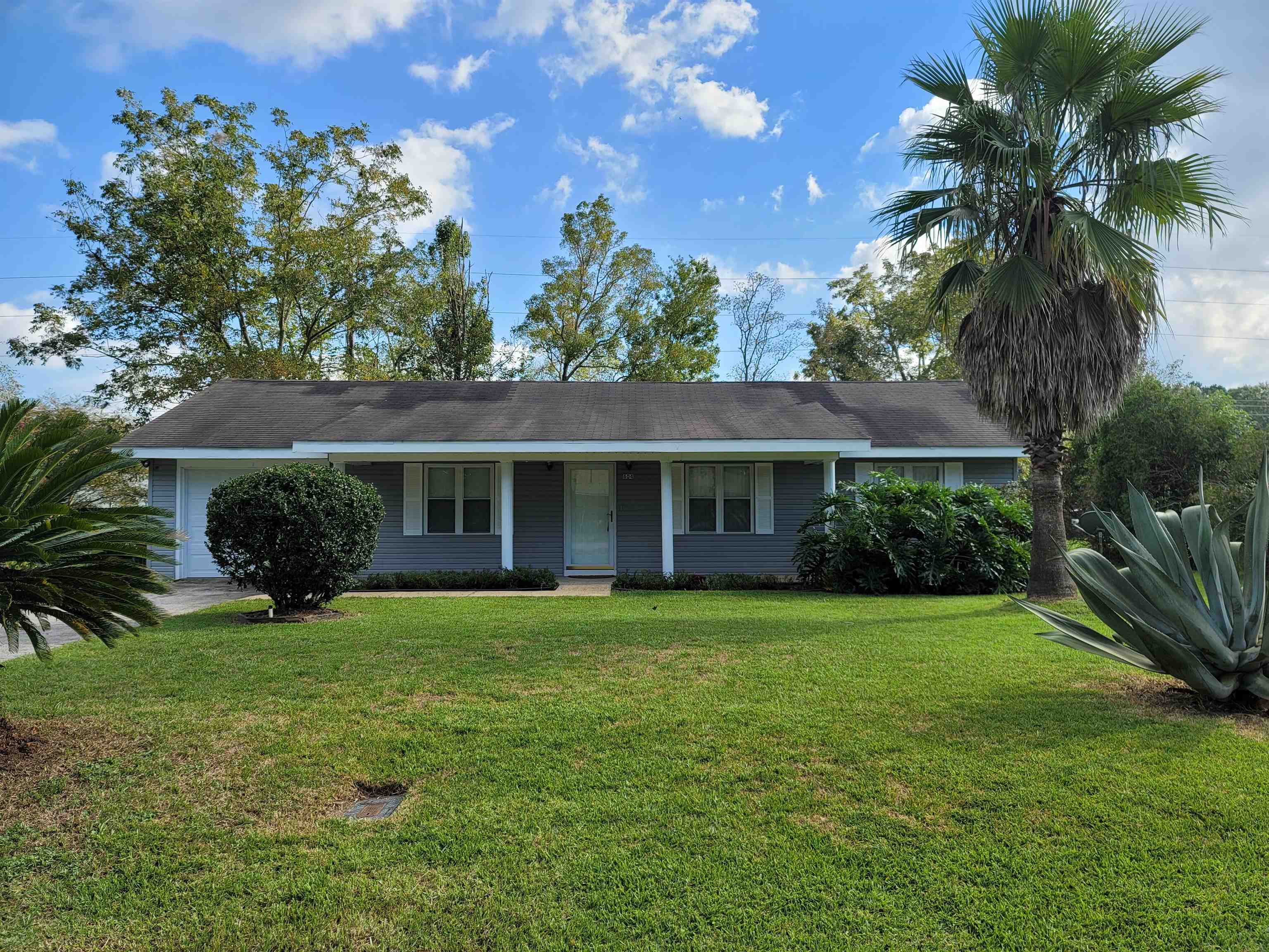 604 East Gate Circle Foley, AL 36535 - Photo 12 of 14