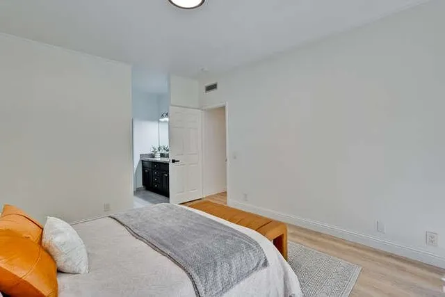 $840,000 | 425 North El Camino Real, Unit 203, San Mateo, CA 94401