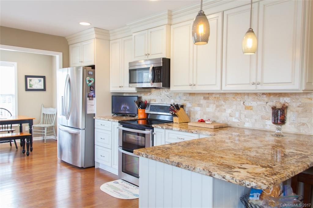 3069 State Rd S-46-1474 Clover, SC 29710 - Photo 5 of 23