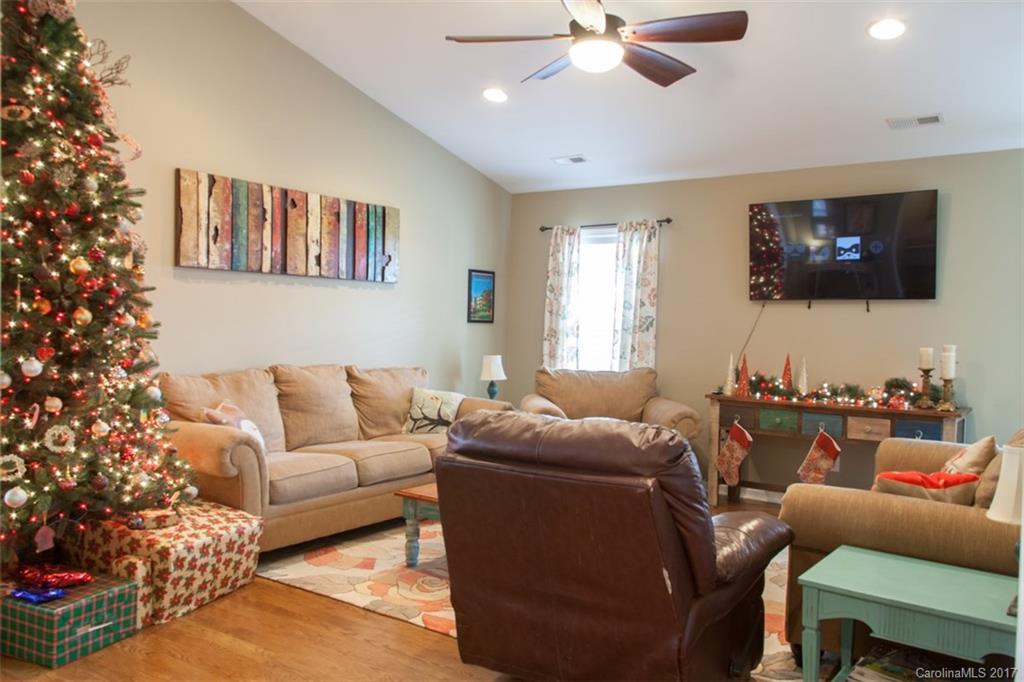 3069 State Rd S-46-1474 Clover, SC 29710 - Photo 8 of 23