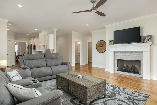 $547,900 | 2664 Mowbray Pike, Soddy Daisy, TN 37379