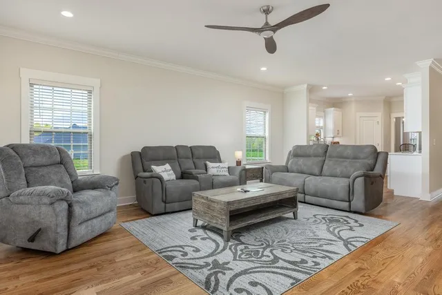 $547,900 | 2664 Mowbray Pike, Soddy Daisy, TN 37379