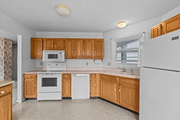 $399,000 | 16 Clover Drive, Unit 5D, Essex, VT 05452