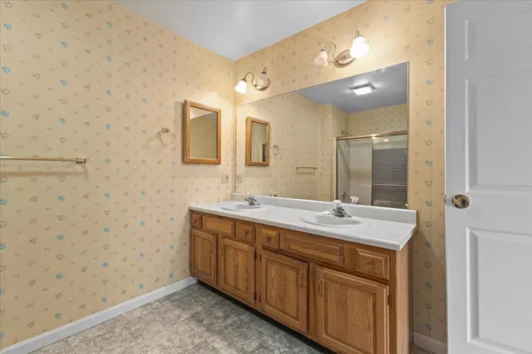 $399,000 | 16 Clover Drive, Unit 5D, Essex, VT 05452