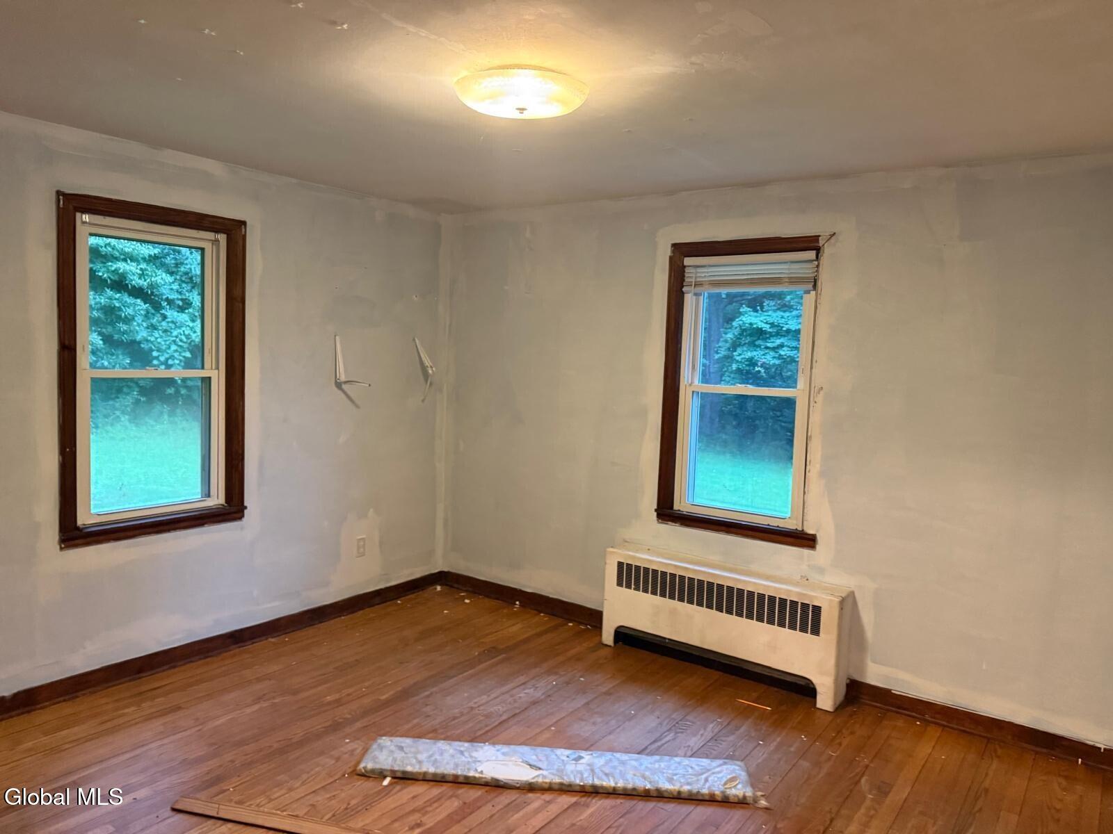 1822 South Old Post Road Schodack, NY 12033 - Photo 4 of 11 8