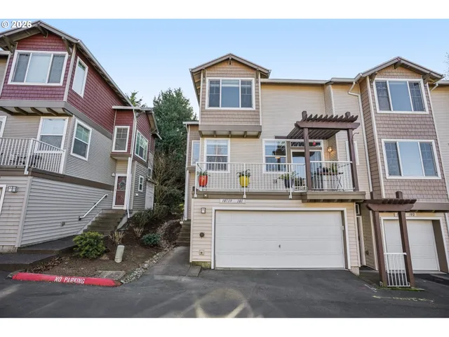 $415,000 | 10739 Southwest Canterbury Lane, Unit 101, Portland, OR 97224
