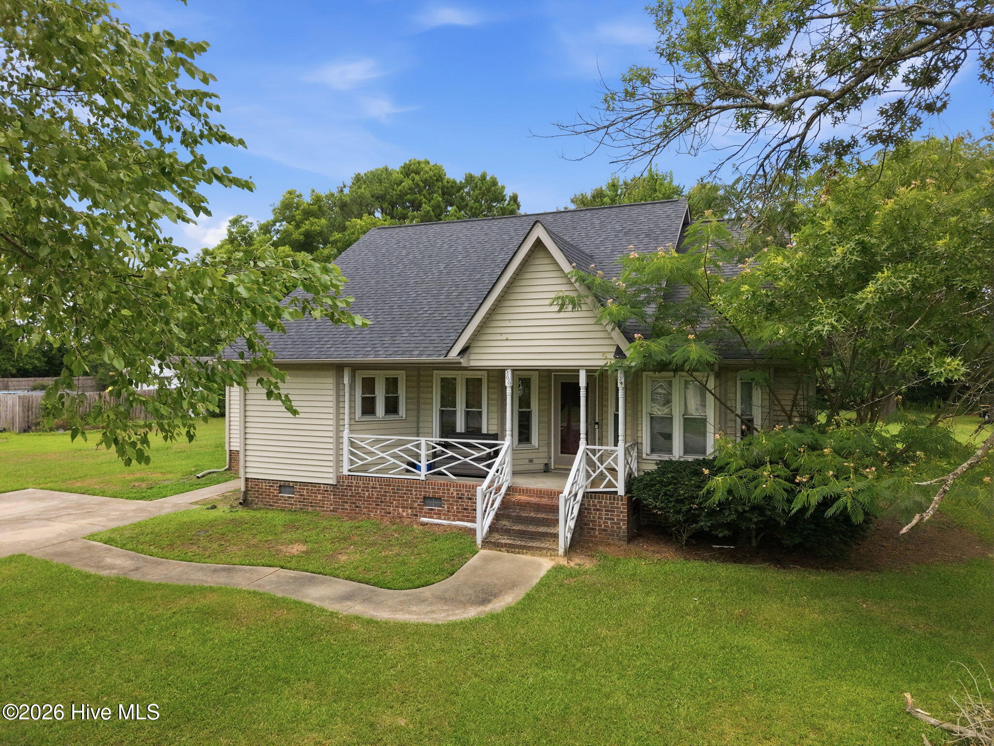 566 Ridge Drive Winterville, NC 28590 - Photo 5 of 55