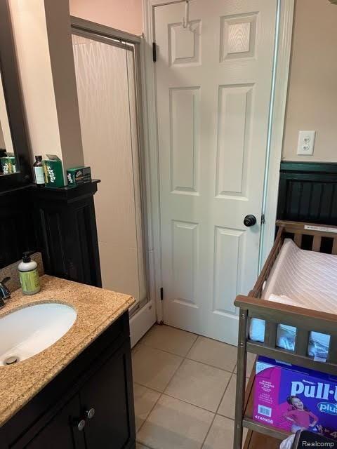 156 Barrington Road Bloomfield Hills, MI 48302 - Photo 15 of 27 1st Floor bath.jpg