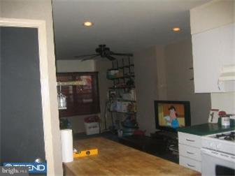 1623 West Ritner Street Philadelphia, PA 19145 - Photo 4 of 12 Unit #1