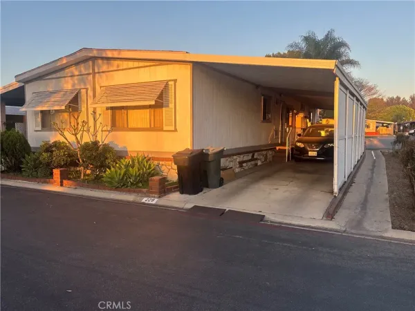 $275,000 | 1919 West Coronet Avenue, Unit 229, Anaheim, CA 92801