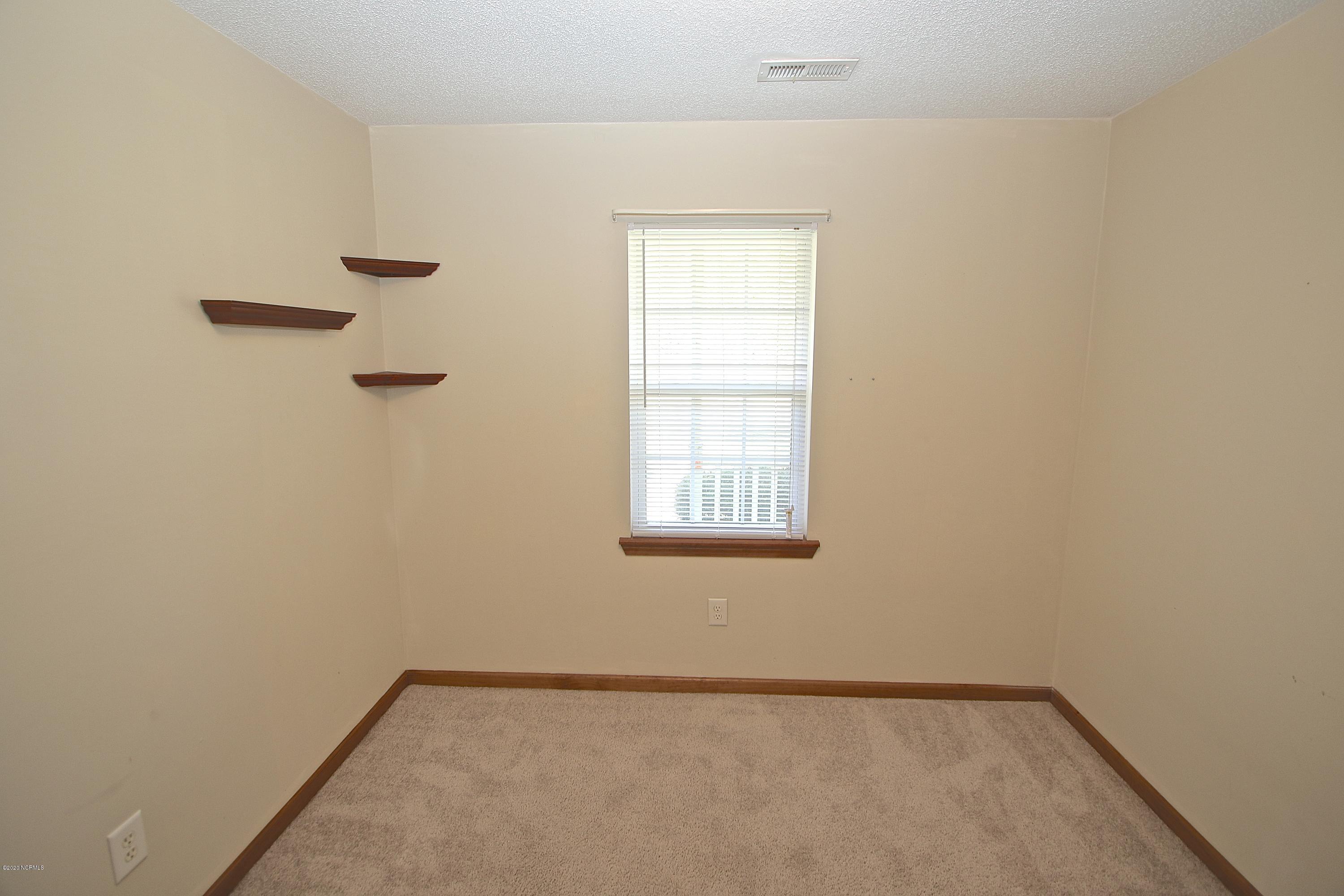 106 Grismill Road Jacksonville, NC 28540 - Photo 12 of 37 LJ7A0697
