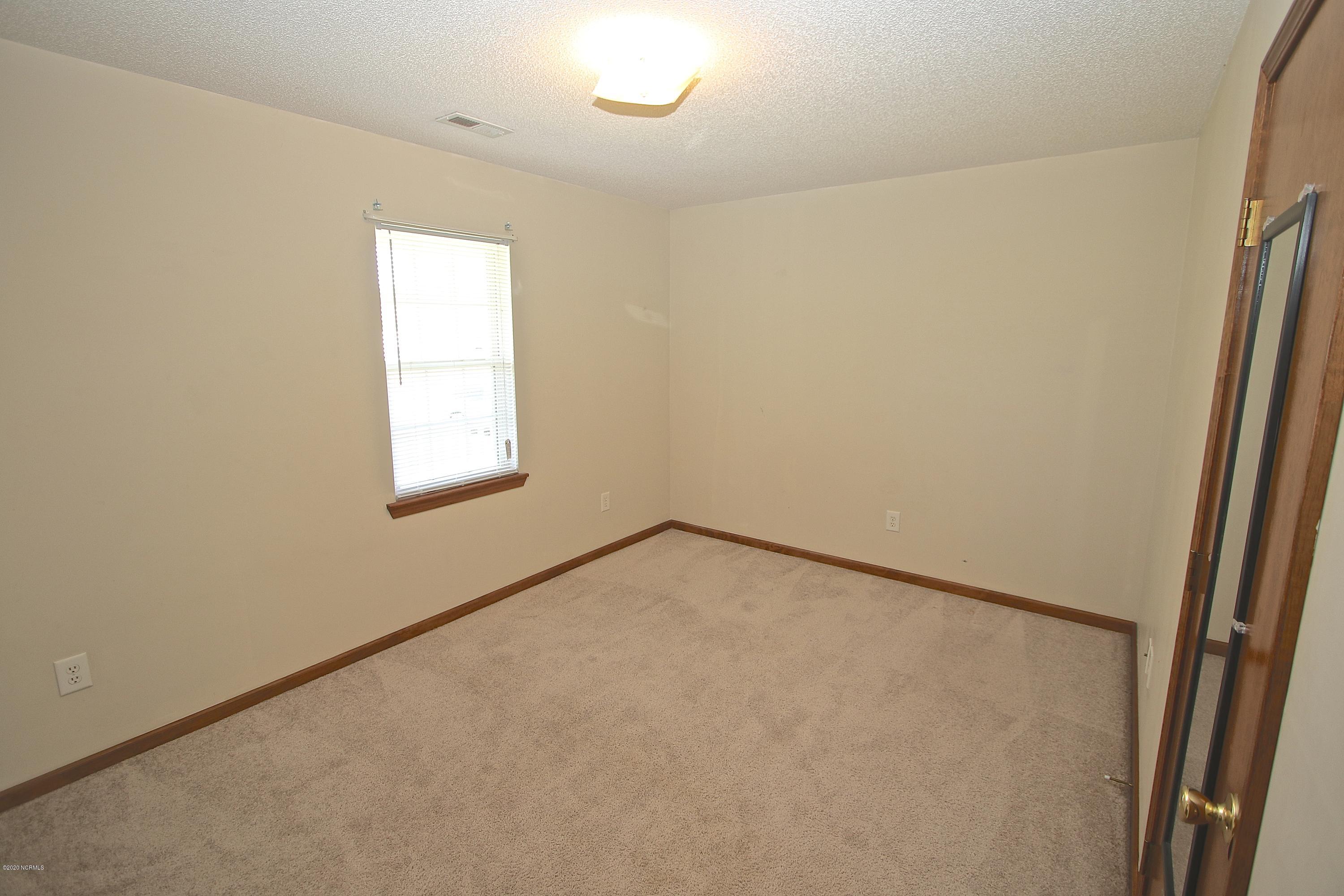 106 Grismill Road Jacksonville, NC 28540 - Photo 14 of 37 LJ7A0699