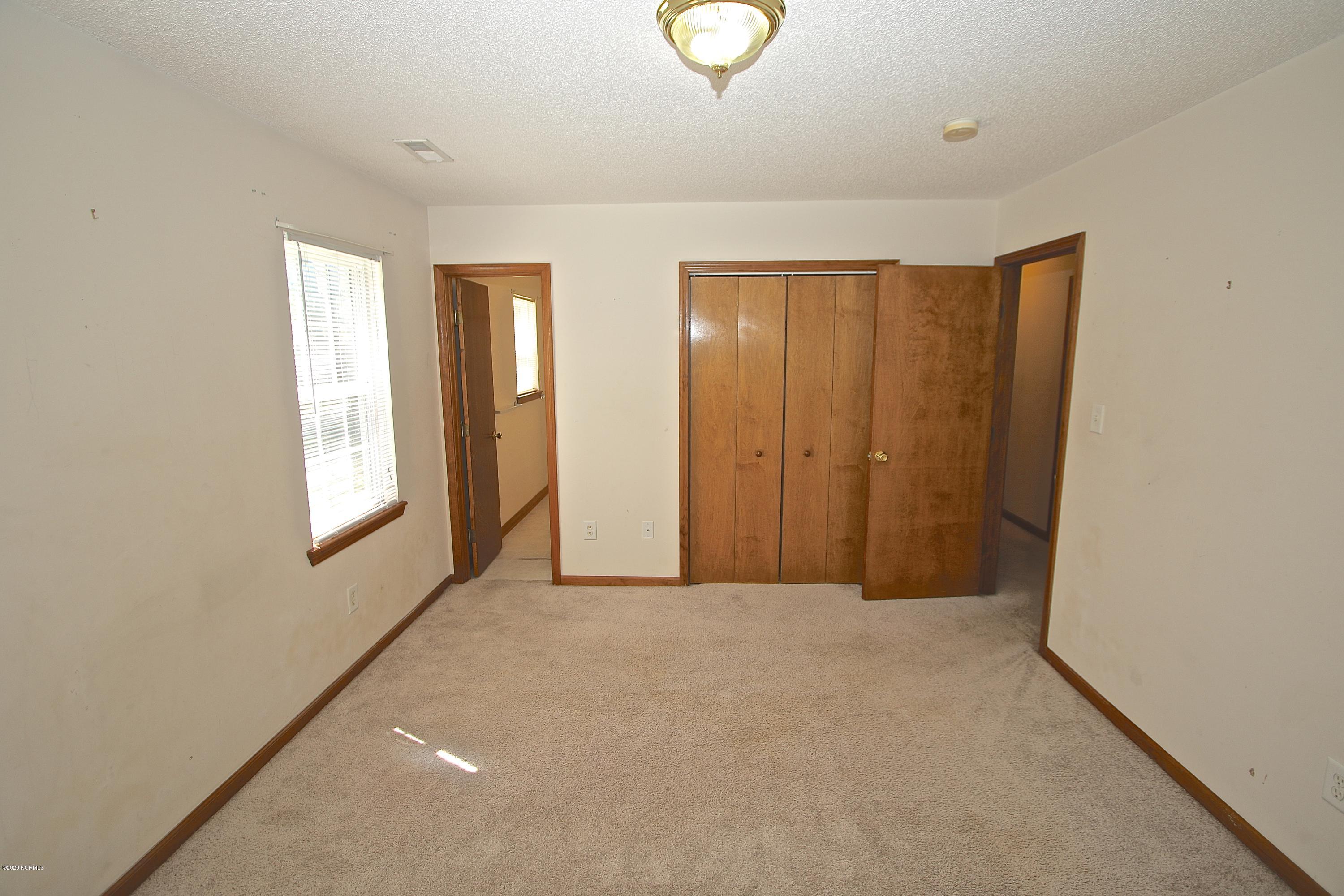 106 Grismill Road Jacksonville, NC 28540 - Photo 19 of 37 LJ7A0704