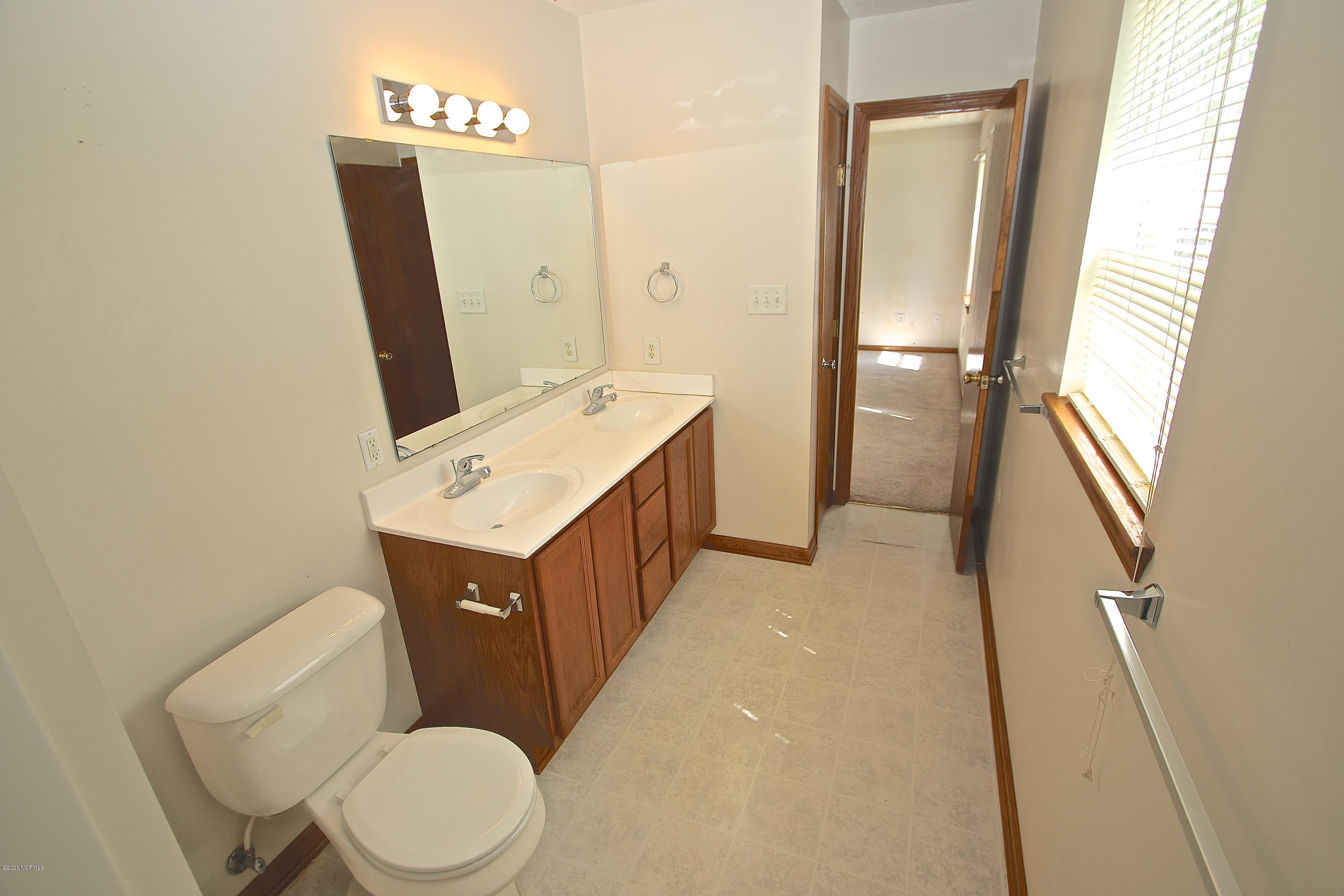 106 Grismill Road Jacksonville, NC 28540 - Photo 21 of 37 LJ7A0706