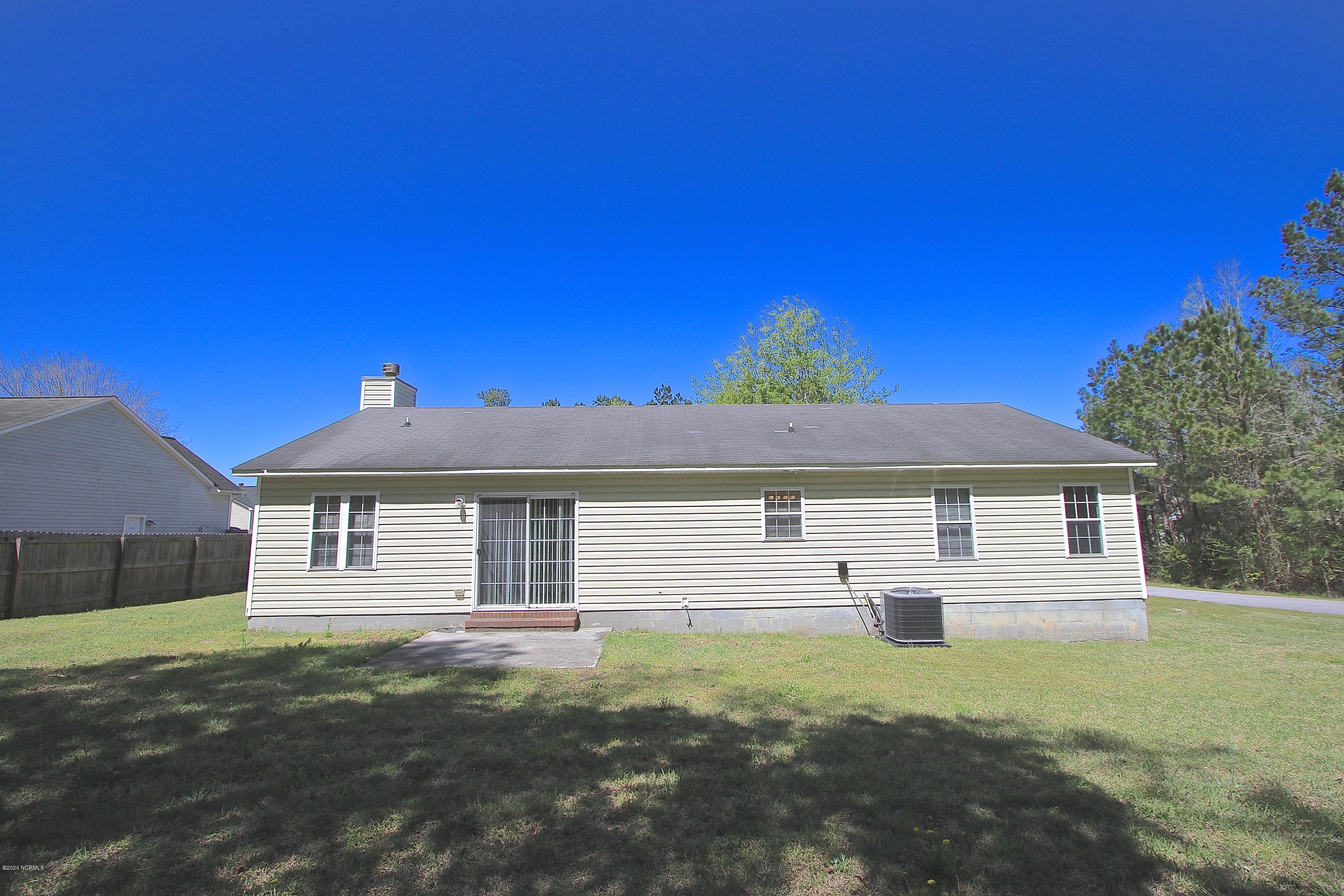106 Grismill Road Jacksonville, NC 28540 - Photo 9 of 37 LJ7A0693