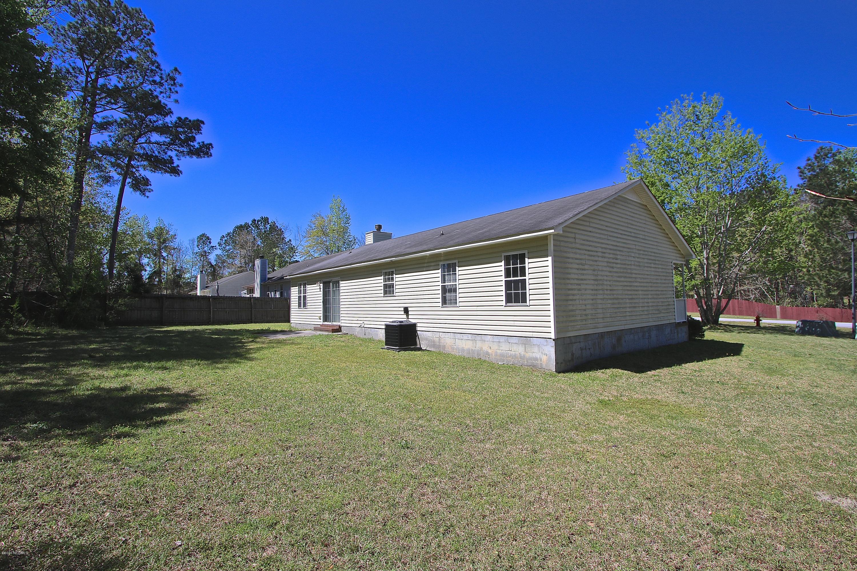 106 Grismill Road Jacksonville, NC 28540 - Photo 10 of 37 LJ7A0694