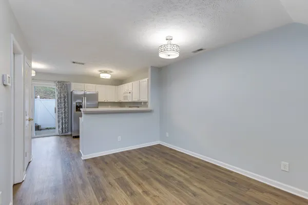 $295,900 | 304 Shadow Glen Drive, Nashville, TN 37211