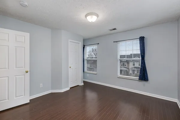 $295,900 | 304 Shadow Glen Drive, Nashville, TN 37211