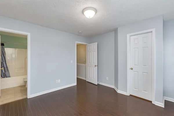 $295,900 | 304 Shadow Glen Drive, Nashville, TN 37211