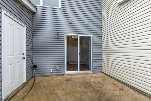 $295,900 | 304 Shadow Glen Drive, Nashville, TN 37211