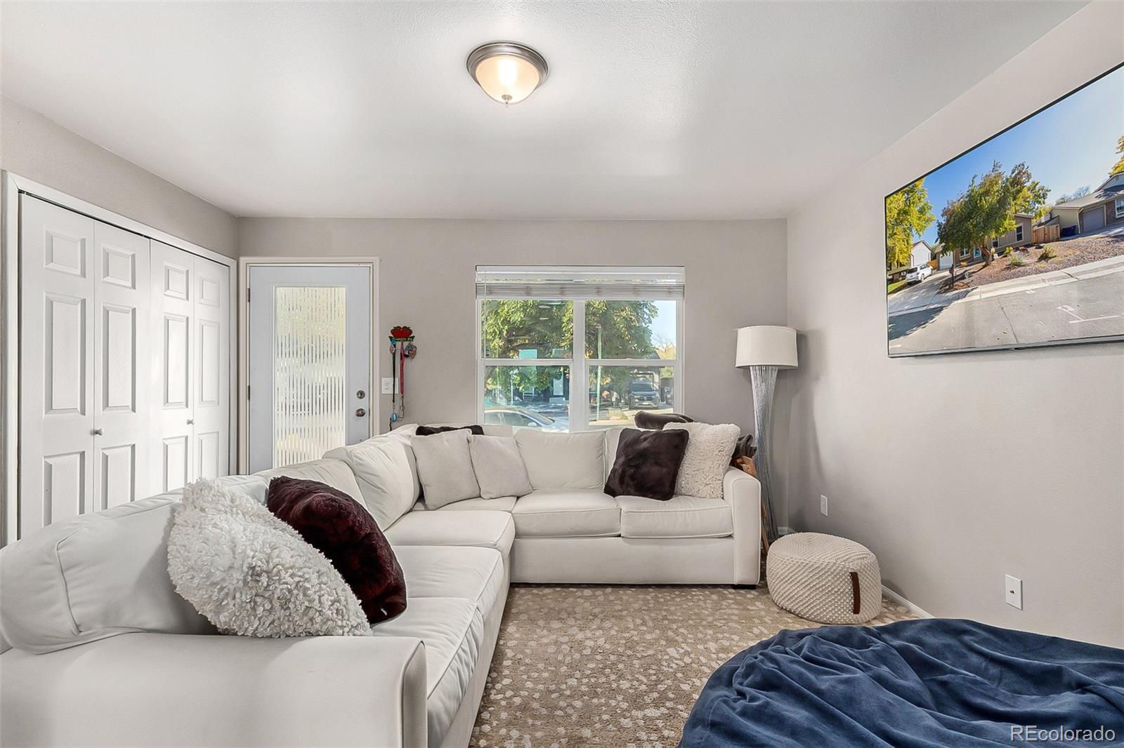 1346 Dexter Street Broomfield, CO 80020 - Photo 4 of 33