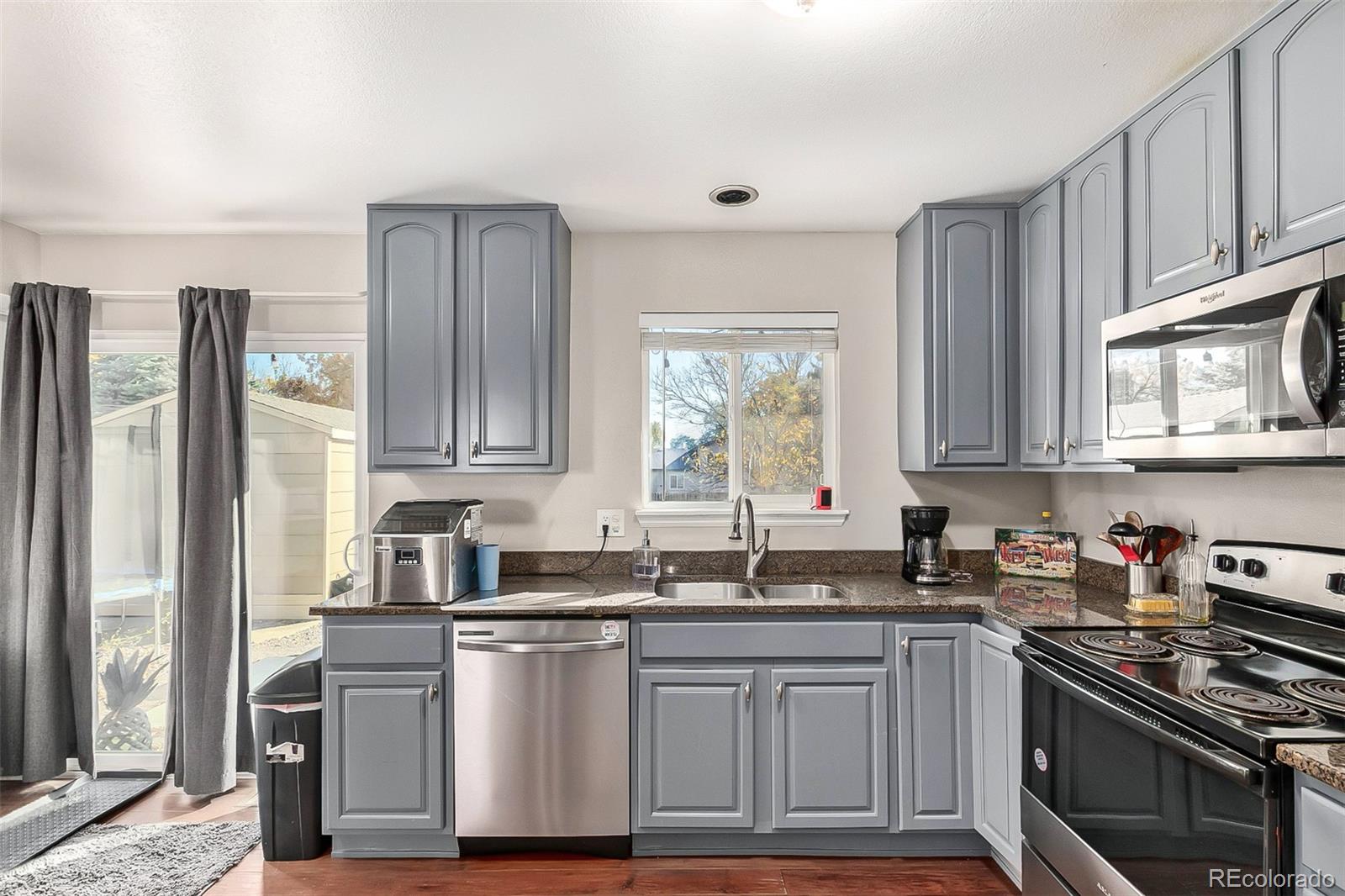 1346 Dexter Street Broomfield, CO 80020 - Photo 8 of 33