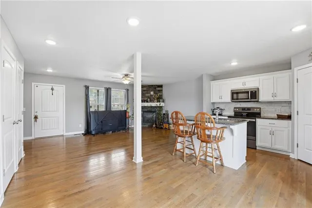 $330,000 | 2207 Ashford Street, Excelsior Springs, MO 64024