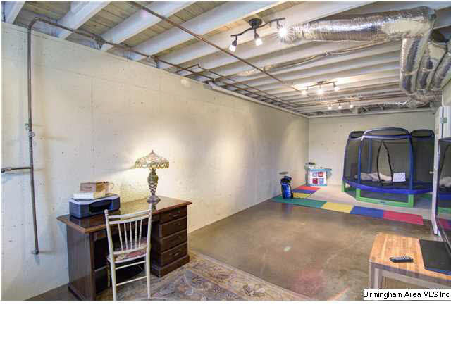 827 Ridgeway Drive Oneonta, AL 35121 - Photo 21 of 28 Gallery Image 21