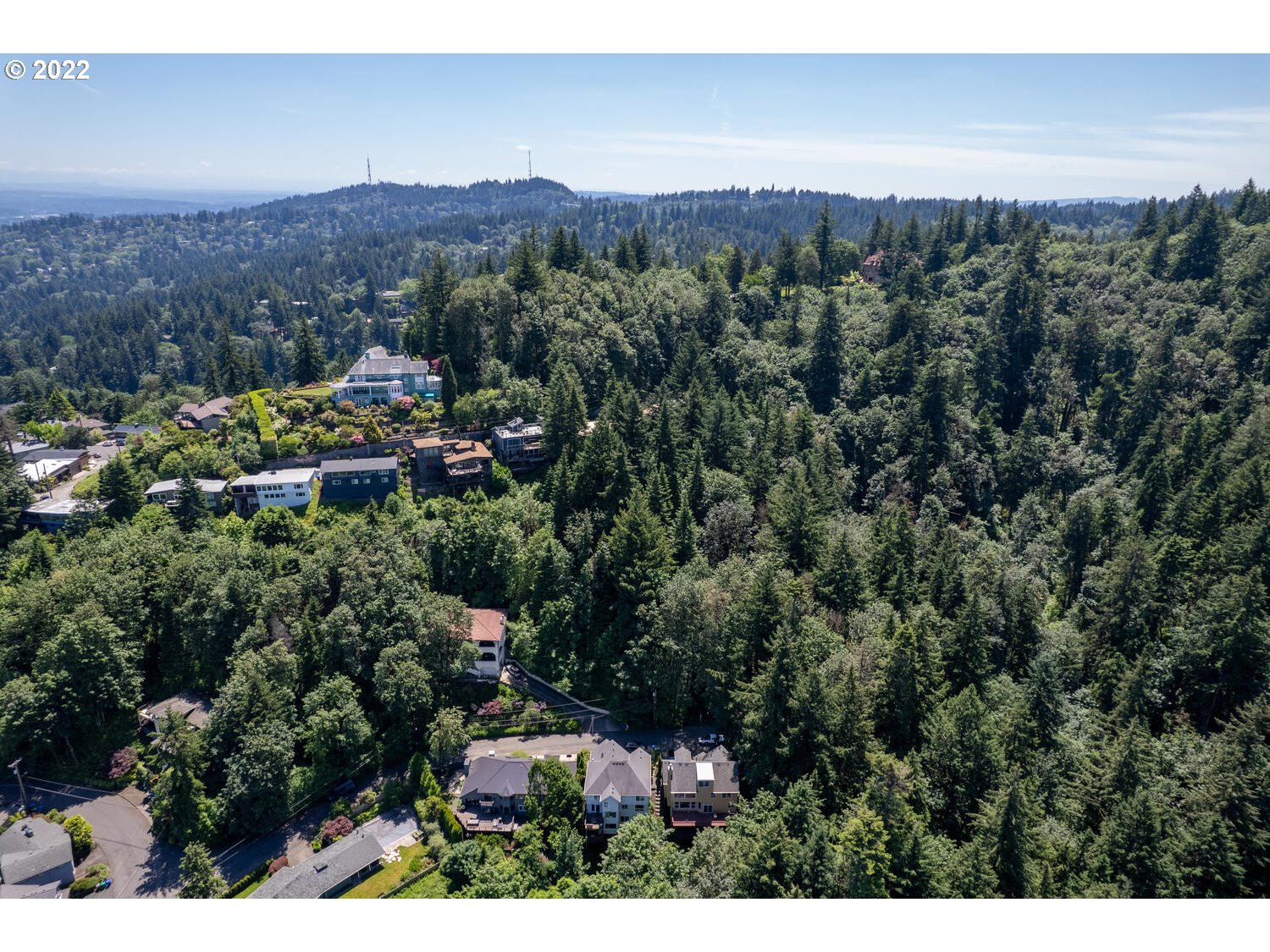 755 Northwest MacLeay Boulevard Portland, OR 97210 - Photo 3 of 7