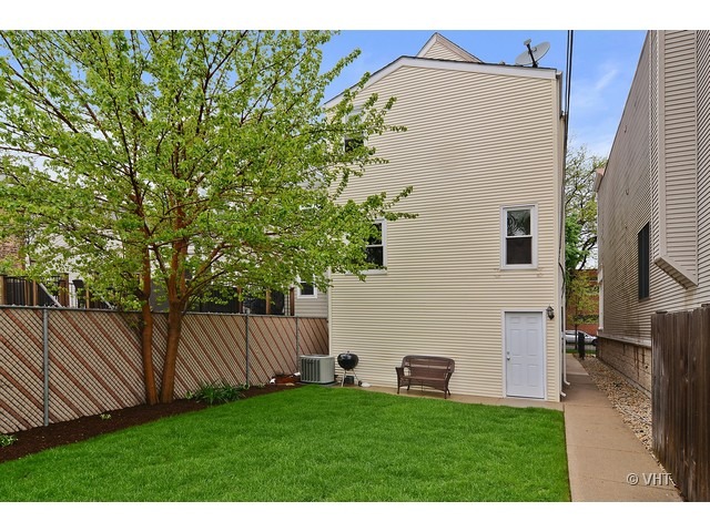 1807 West Eddy Street Chicago, IL 60657 - Photo 14 of 15