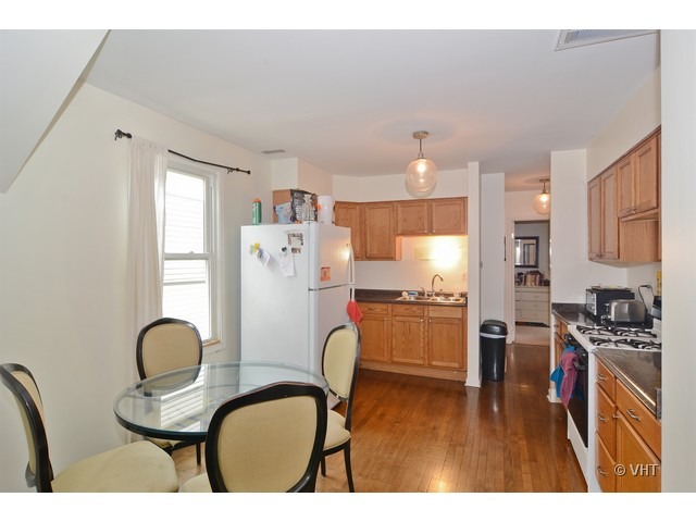1807 West Eddy Street Chicago, IL 60657 - Photo 6 of 15