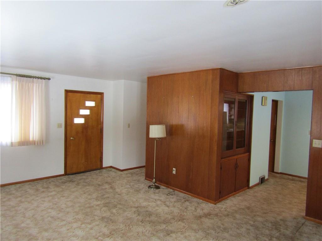 217 Rural Drive Butler, PA 16001 - Photo 6 of 16 Gallery Image 6