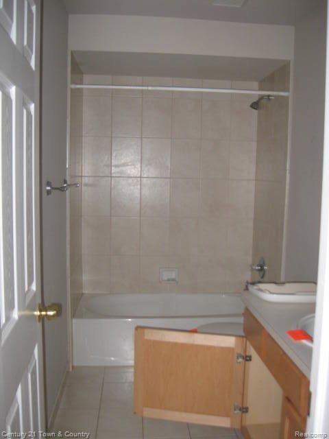 2167 East Maple Road Troy, MI 48083 - Photo 12 of 19 IMG_8093
