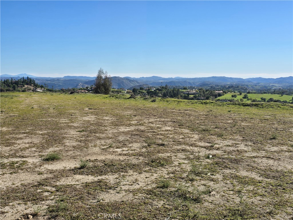 1387 Las Vistas Road Fallbrook, CA 92028 - Photo 23 of 26