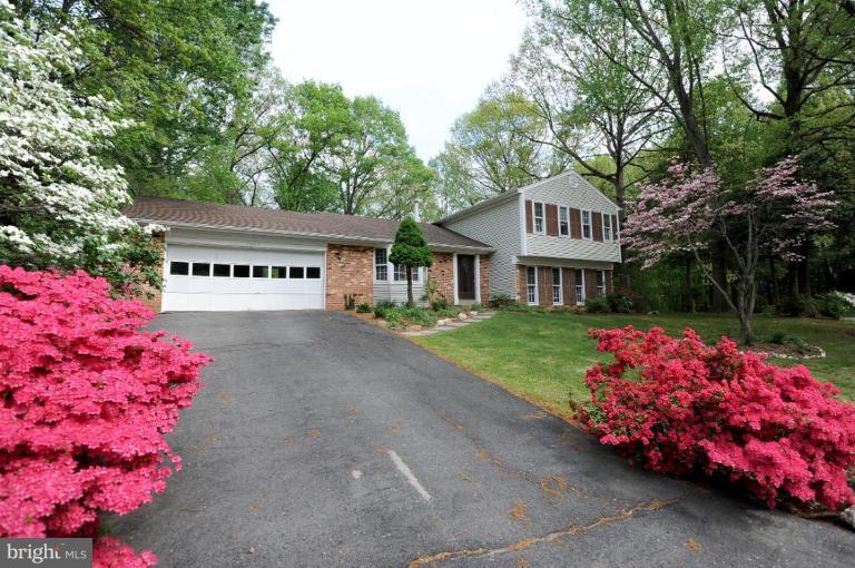 2823 Bree Hill Road Oakton, VA 22124 - Photo 5 of 24 Exterior (Main)