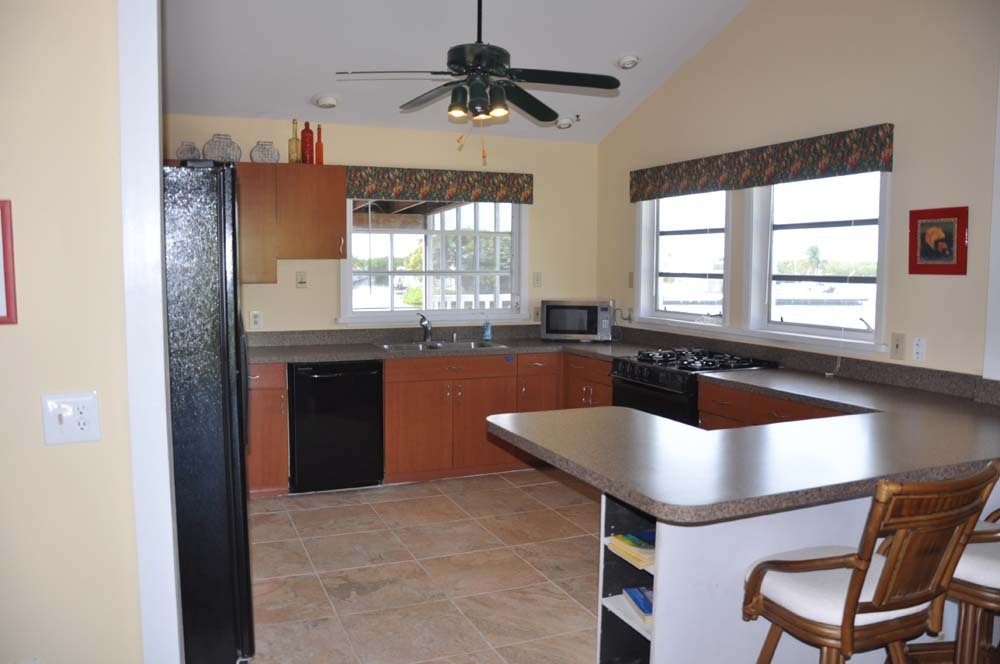123 Brian Road Marathon, FL 33050 - Photo 10 of 26 Another Kitchen View