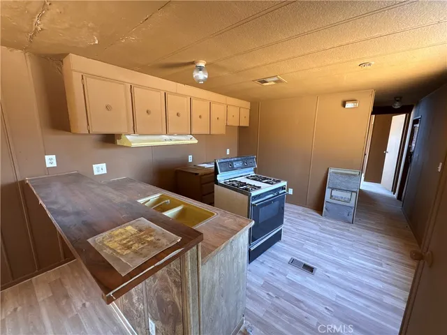 $400,000 | 29226 Highway 58, Barstow, CA 92311