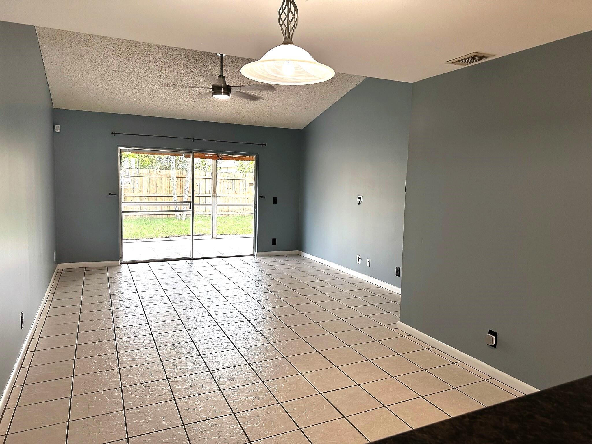 149 Deerfield Drive Jupiter, FL 33458 - Photo 1 of 14 IMG_0003