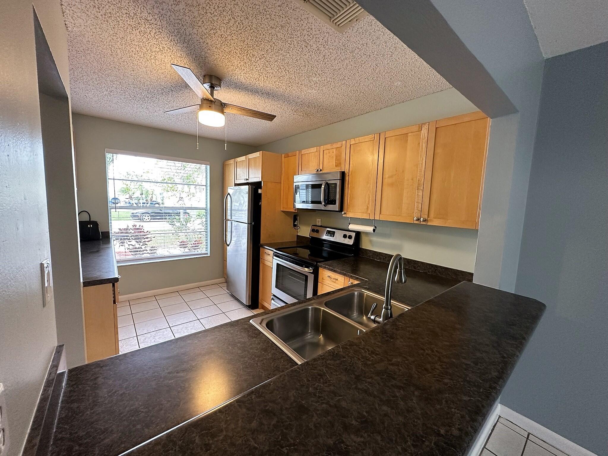 149 Deerfield Drive Jupiter, FL 33458 - Photo 10 of 14 IMG_0015