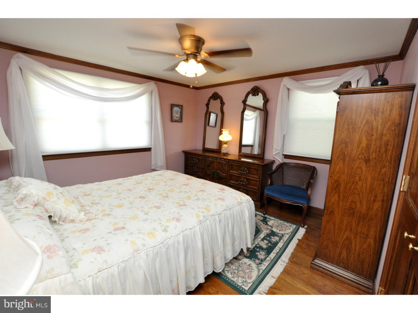 16 Ridgewood Avenue Delran, NJ 08075 - Photo 16 of 25 Bedroom 3