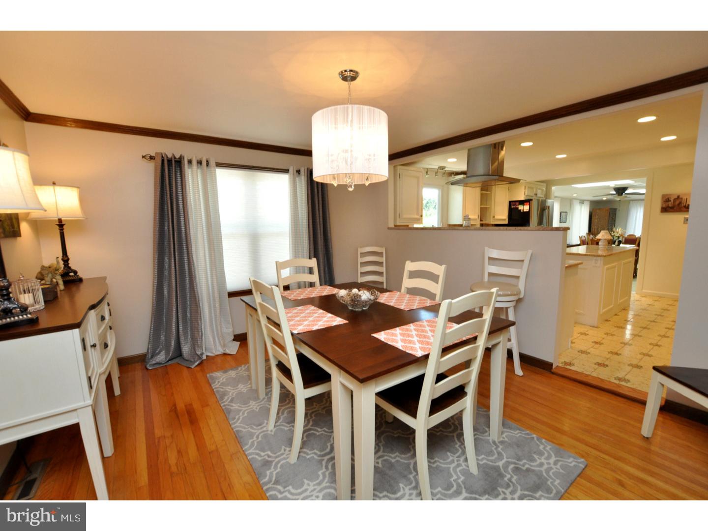 16 Ridgewood Avenue Delran, NJ 08075 - Photo 7 of 25 Dining Room