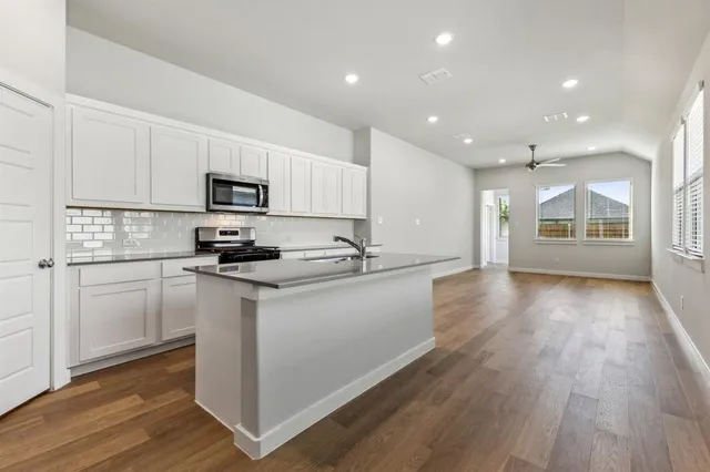 $289,990 | 906 Knox River Drive, McKinney, TX 75071