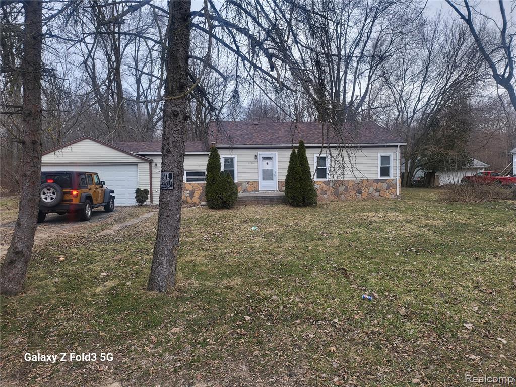 35156 Ecorse Road Romulus, MI 48174 - Photo 2 of 16