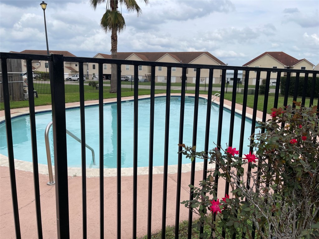 41 Regency Point Montgomery, TX 77356 - Photo 43 of 44 a view of a balcony
