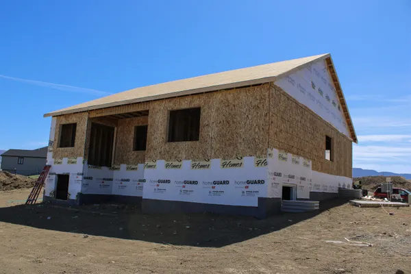 $476,500 | 2085 Heathrow Avenue, Casper, WY 82609