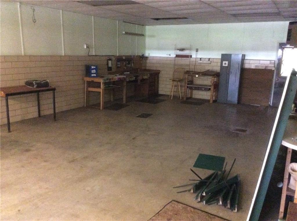 3376 McConnell Road Hermitage, PA 16148 - Photo 13 of 13 4 car heated garage with work shop