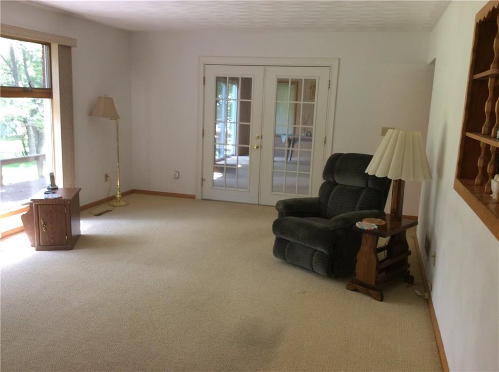 3376 McConnell Road Hermitage, PA 16148 - Photo 7 of 13 open family room with large picture window